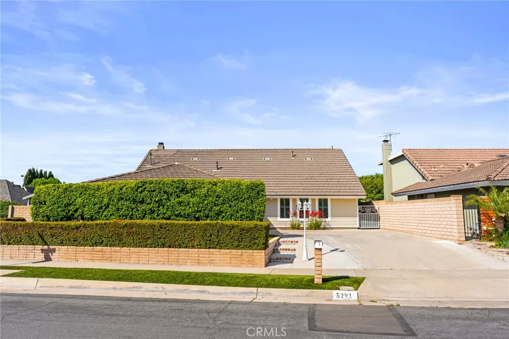 Irvine, CA 92604,5291 Strasbourg AVE