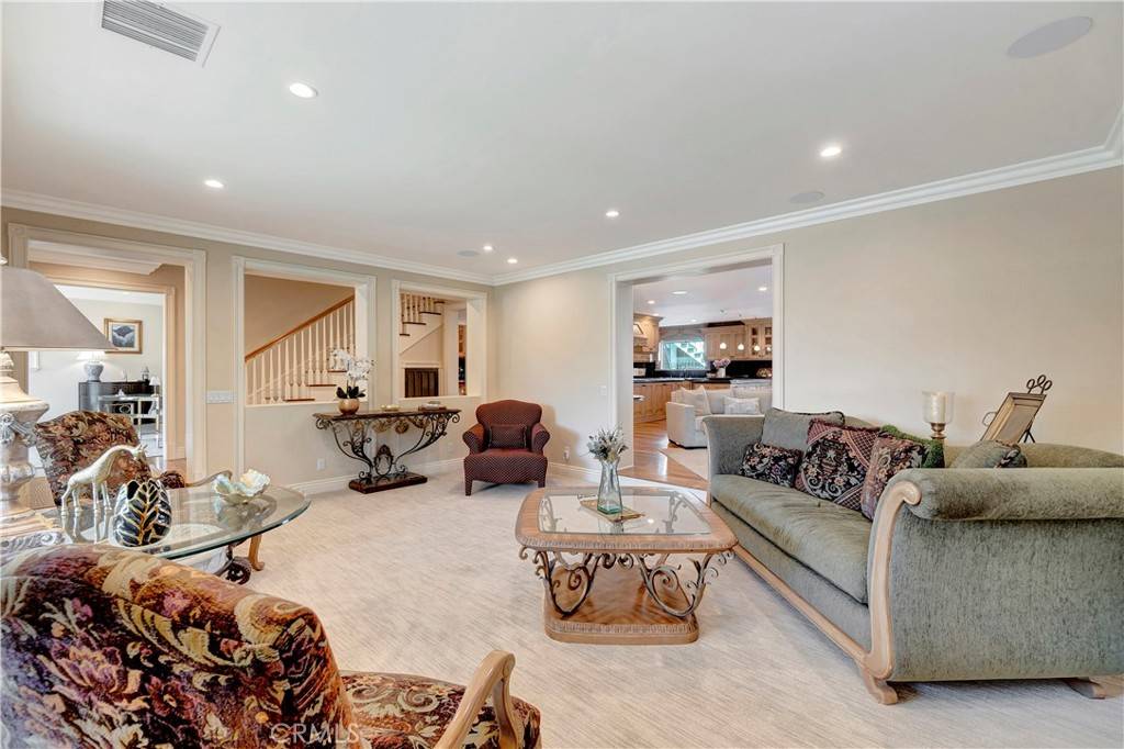 Huntington Beach, CA 92648,1822 Pine ST