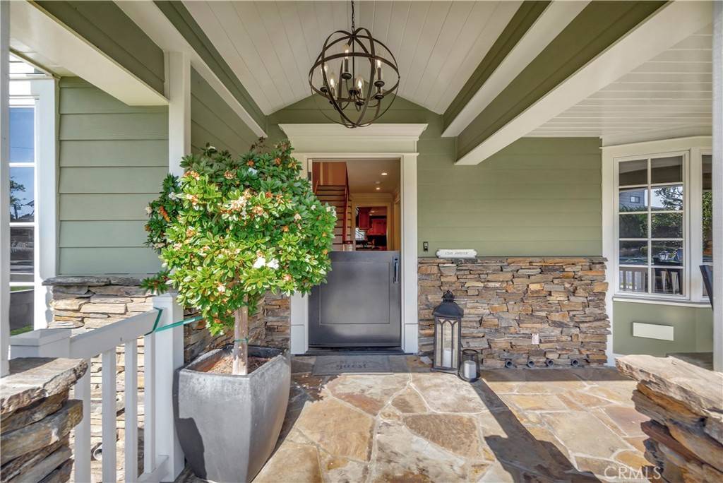 Huntington Beach, CA 92648,1822 Pine ST