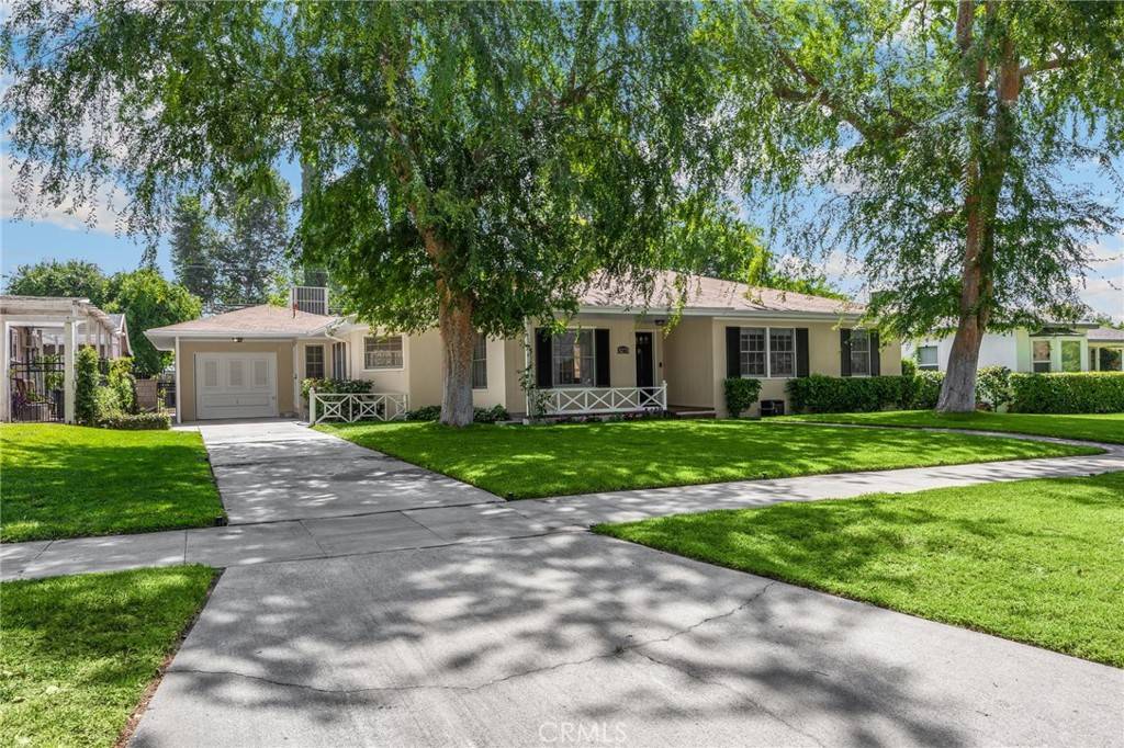 San Bernardino, CA 92405,3275 N D ST