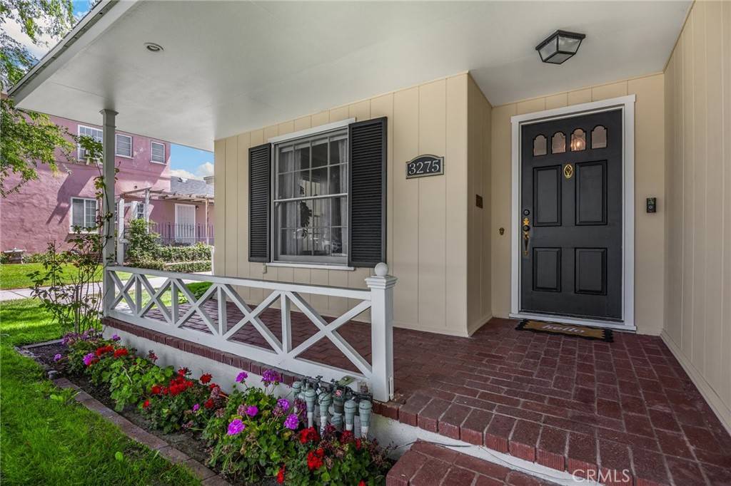 San Bernardino, CA 92405,3275 N D ST