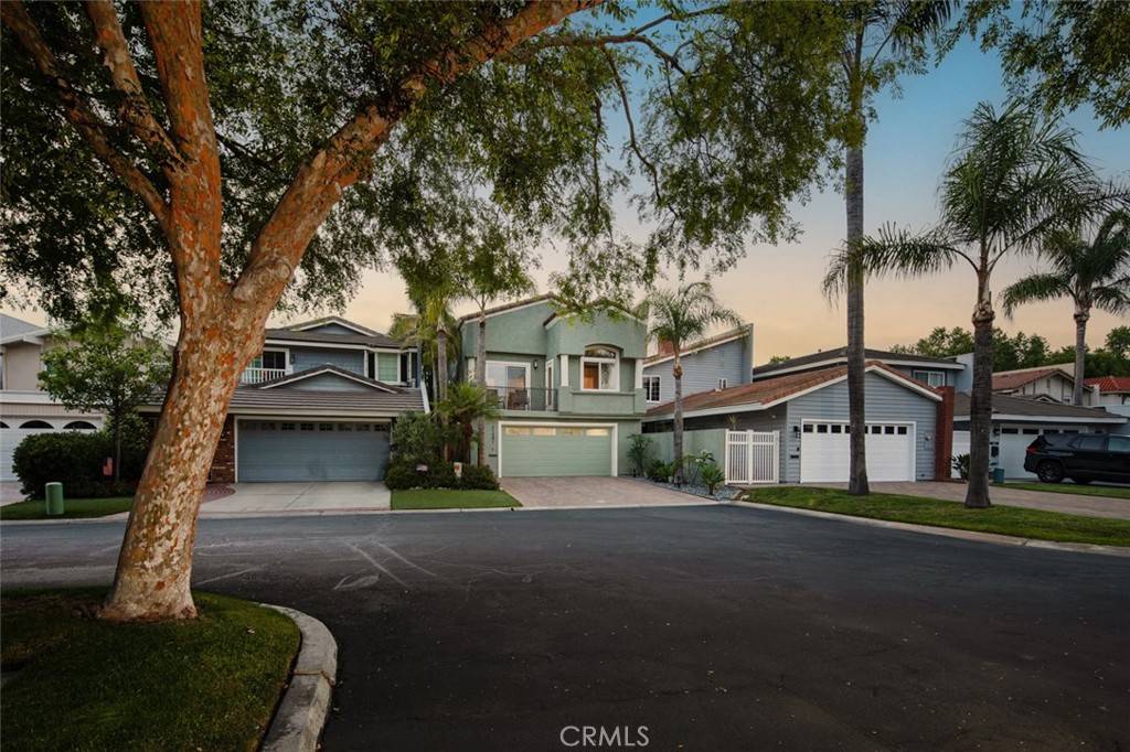 Lake Forest, CA 92630,21891 Winnebago LN