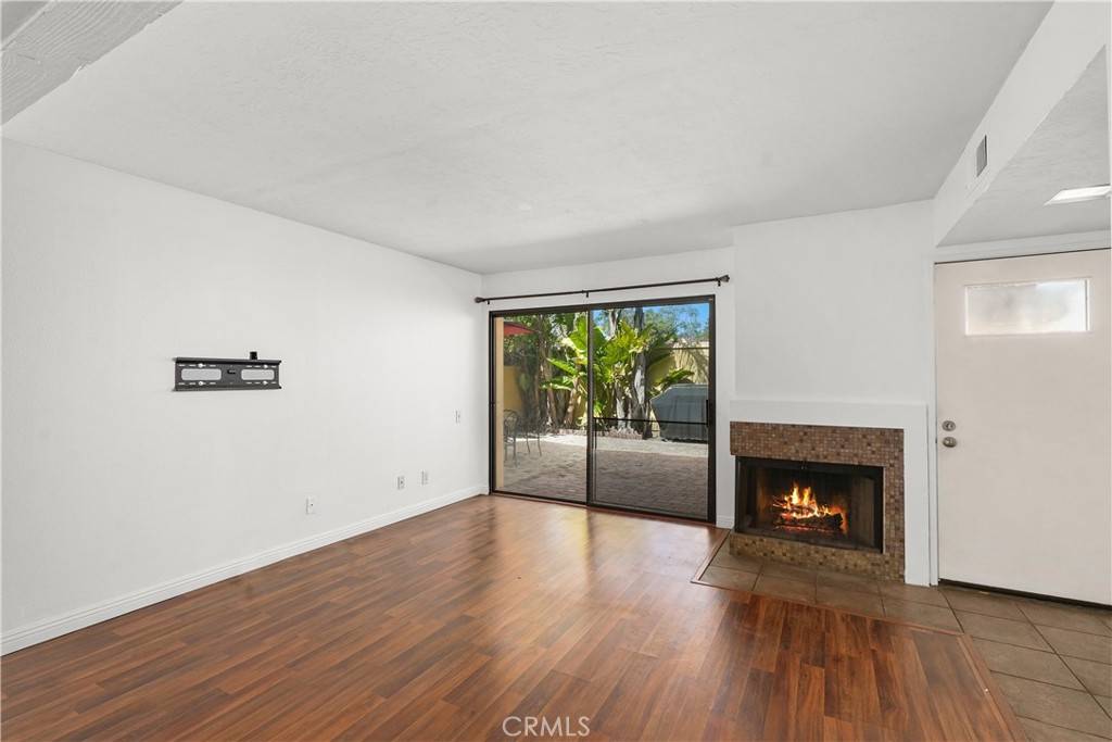 Lake Forest, CA 92630,25712 Le Parc #21