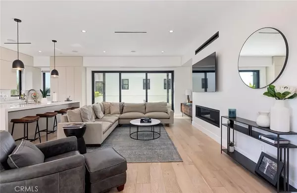 Hermosa Beach, CA 90254,622 1st PL