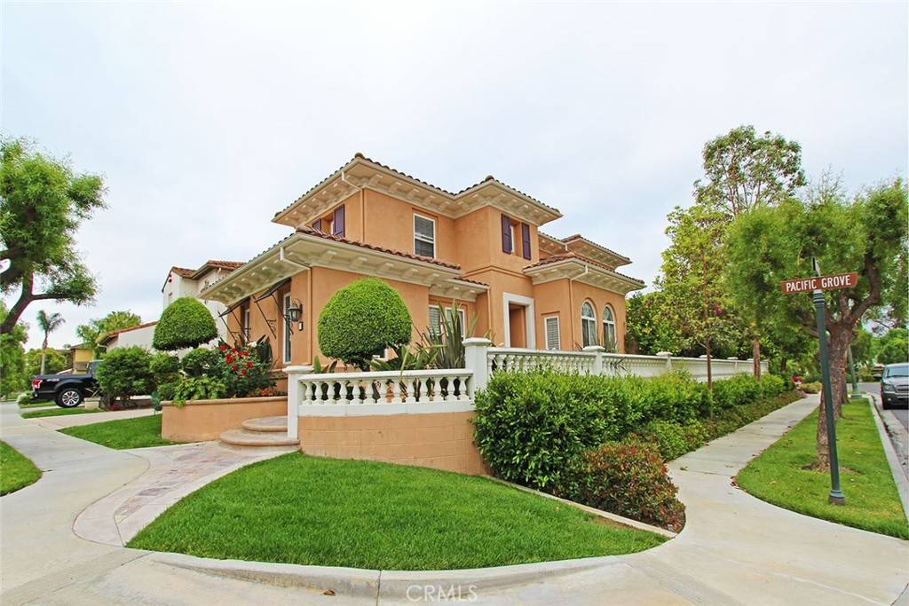 30 Pacific Grove, Irvine, CA 92602
