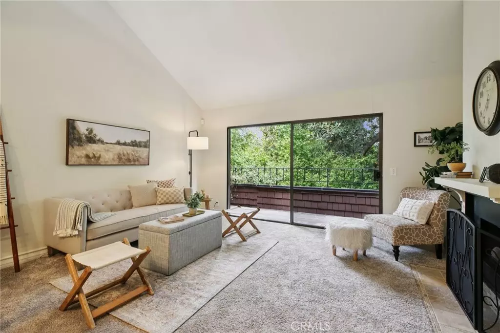 Fullerton, CA 92835,2787 Pine Creek CIR