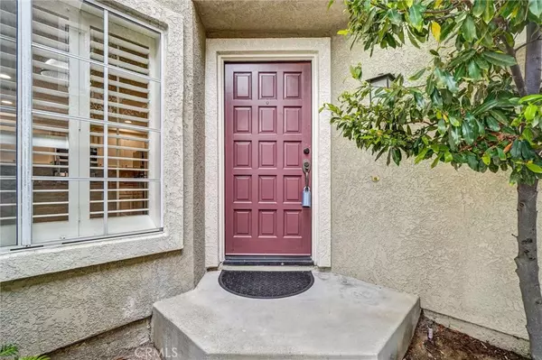 Tustin, CA 92782,2572 Calle Barcelona