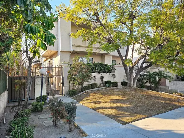 Lakewood, CA 90715,21409 Bloomfield AVE #C
