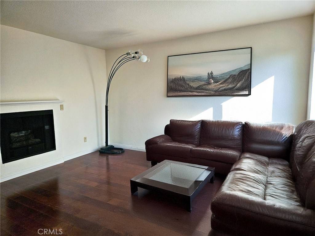 Lakewood, CA 90715,21409 Bloomfield AVE #C