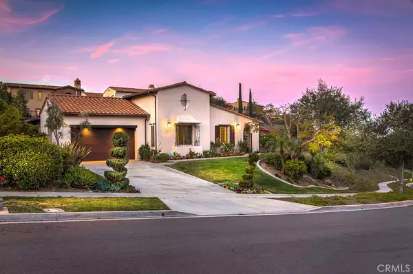 Irvine, CA 92603,501 Luminous