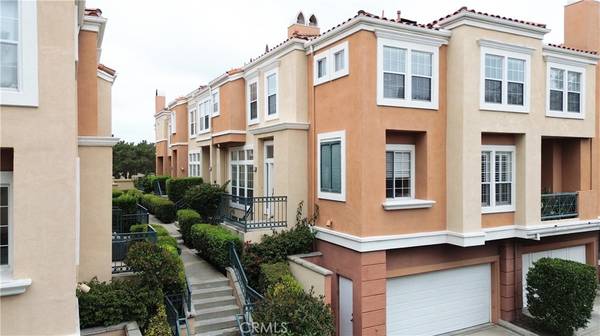 4 Imperial Aisle, Irvine, CA 92606