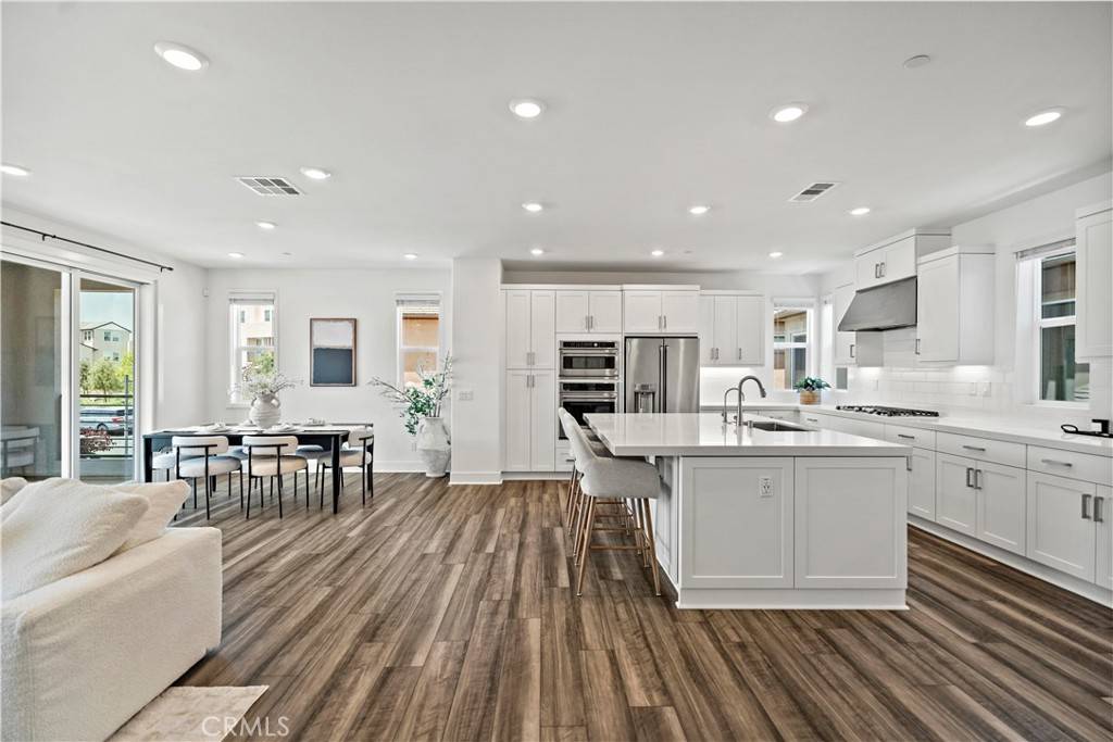 297 Lynx, Irvine, CA 92618