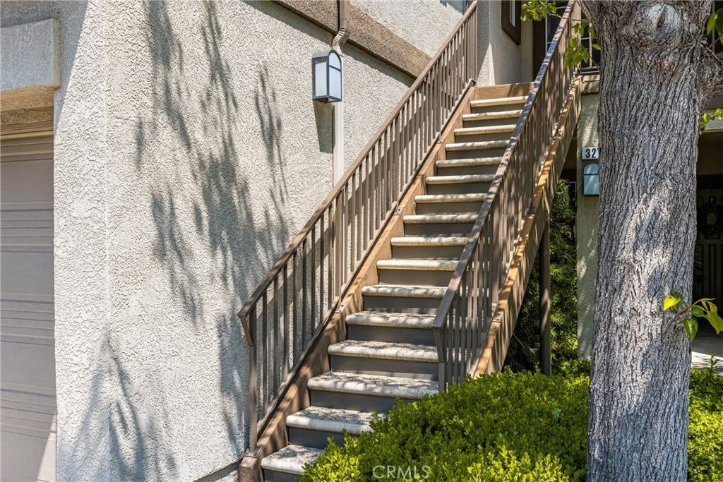 Lake Forest, CA 92610,335 Chaumont CIR
