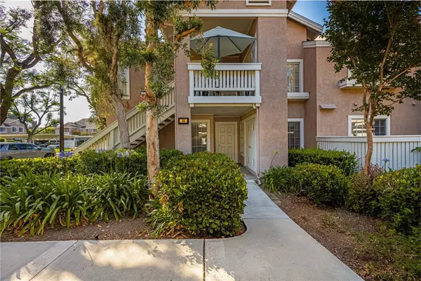 38 Woodleaf, Irvine, CA 92614