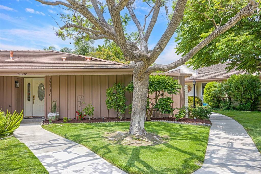 San Juan Capistrano, CA 92675,27121 Via Chiquero #C