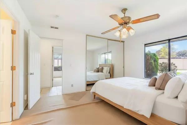 Aliso Viejo, CA 92656,23401 Via San Miguel