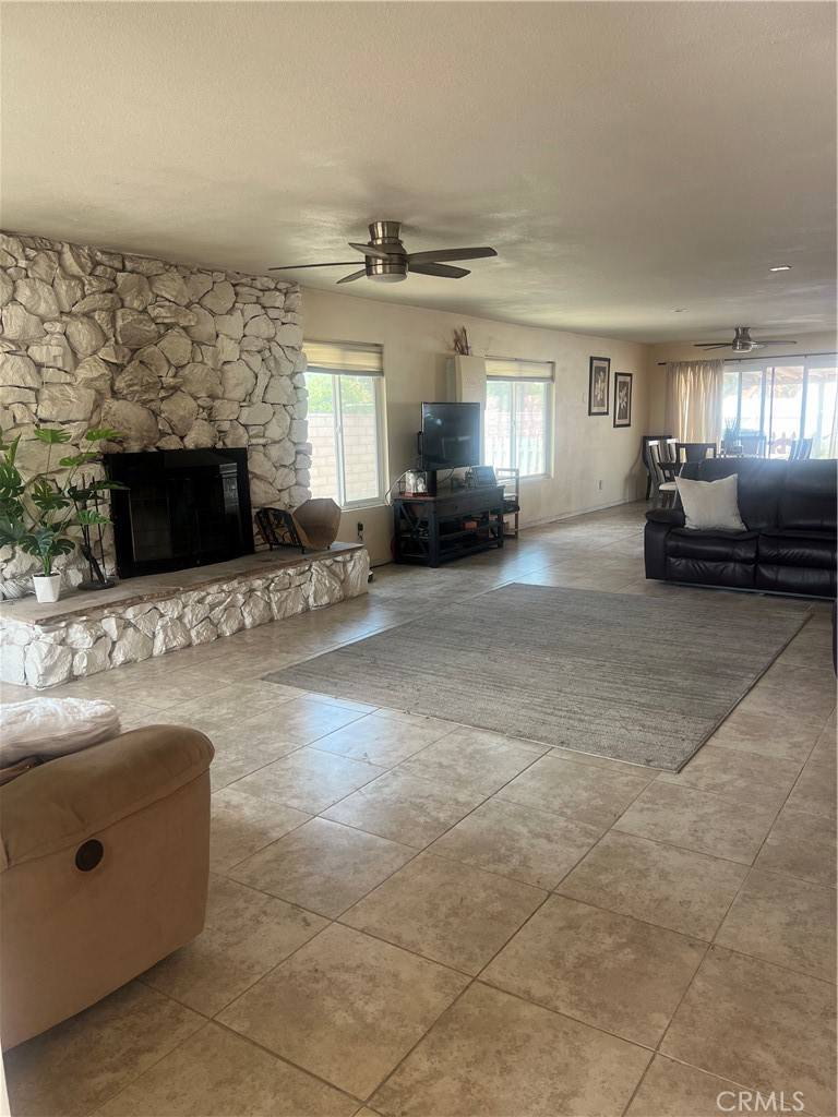 Helendale, CA 92342,14376 Rivers Edge RD