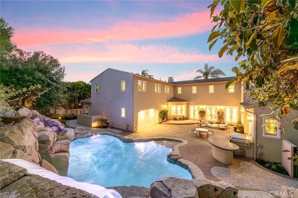 Newport Beach, CA 92660,3 Seabluff