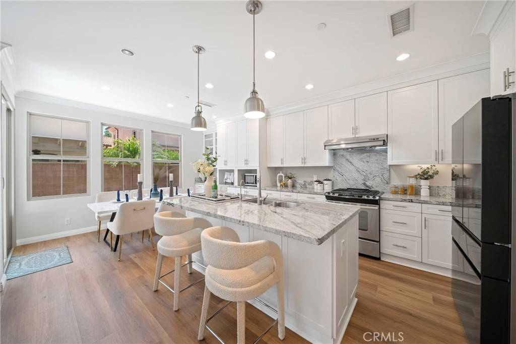 Irvine, CA 92620,89 Overbrook