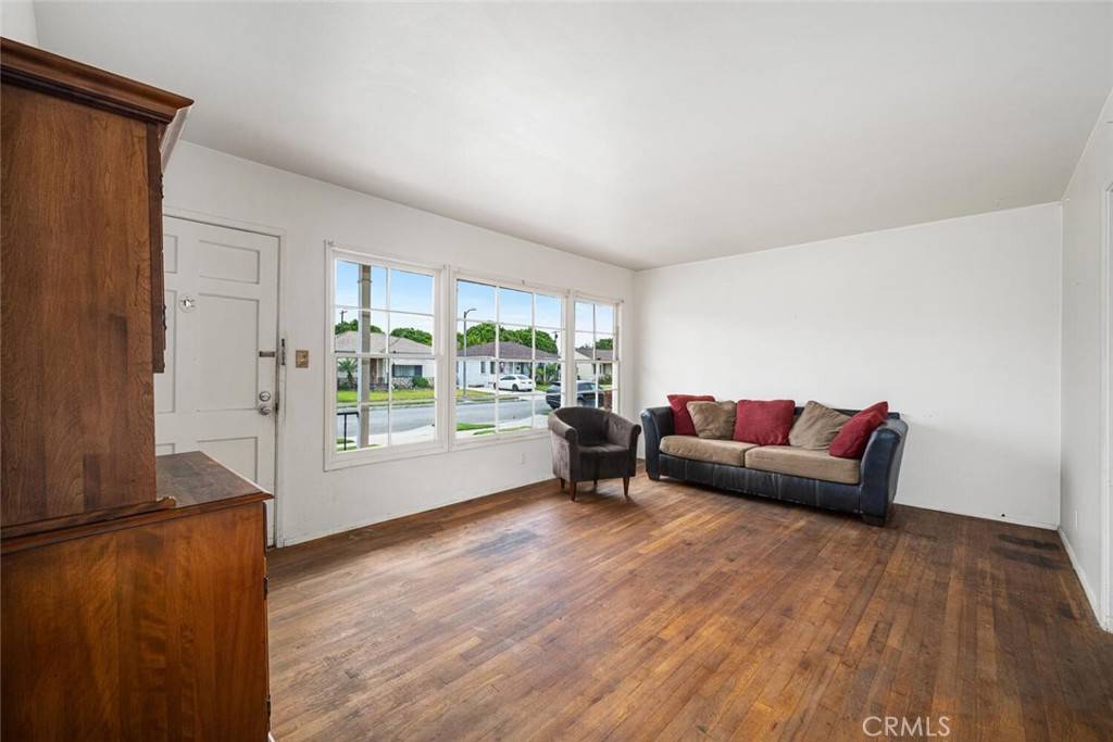 Lakewood, CA 90712,5403 Montair Avenue