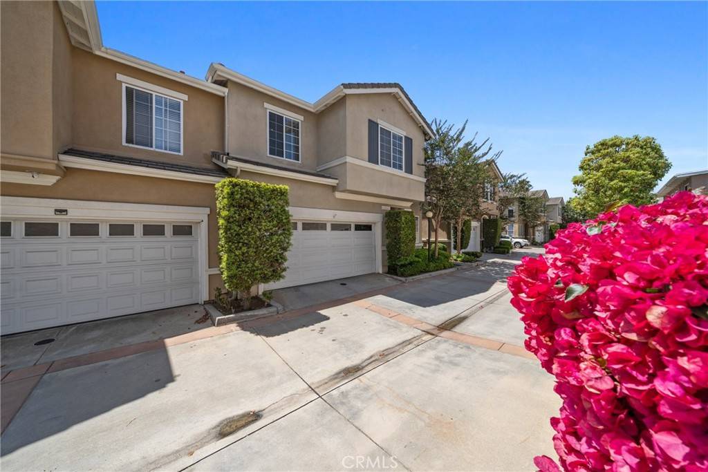 7805 Garfield AVE, Huntington Beach, CA 92648