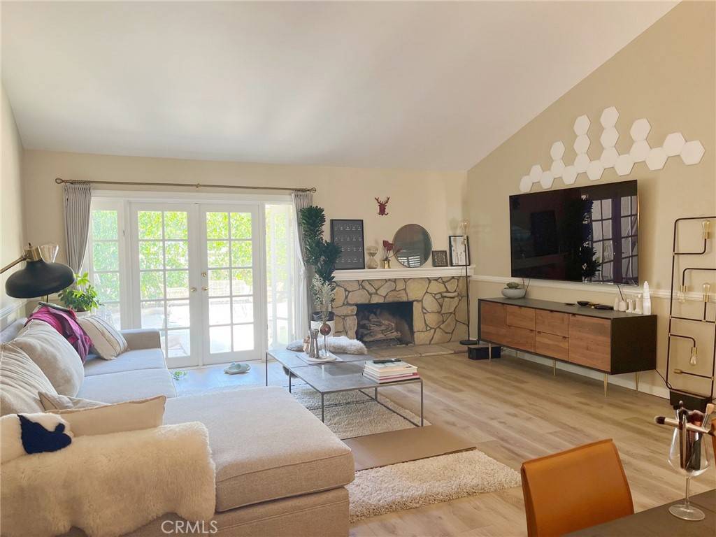 Irvine, CA 92604,4 Alderberry #14
