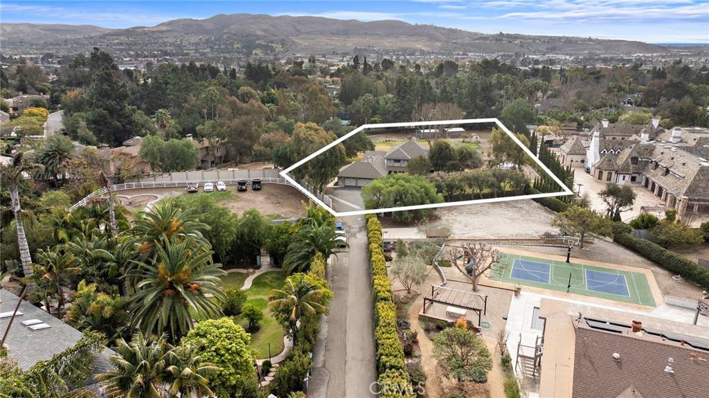 San Juan Capistrano, CA 92675,31593 Aguacate Road