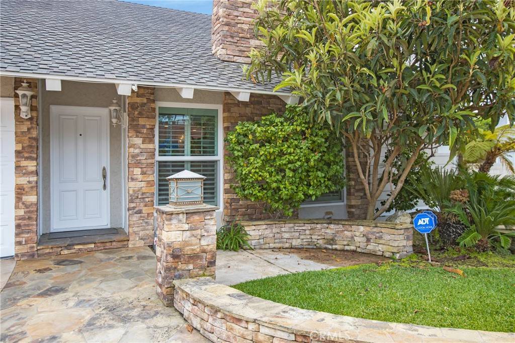Huntington Beach, CA 92646,9552 Castine DR
