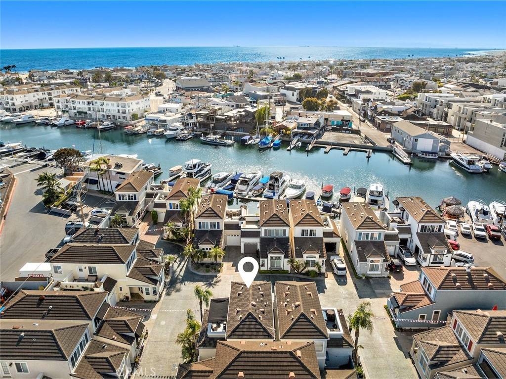Newport Beach, CA 92663,700 Lido Park DR #33