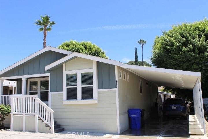 Saugus, CA 91390,29021 Bouquet Canyon RD #323