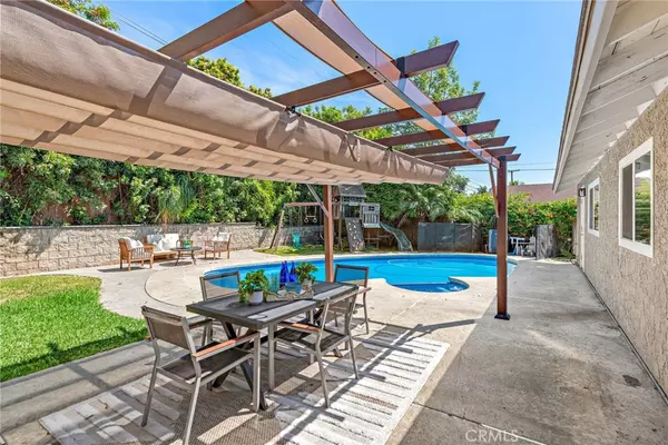 23076 Dune Mear RD, Lake Forest, CA 92630