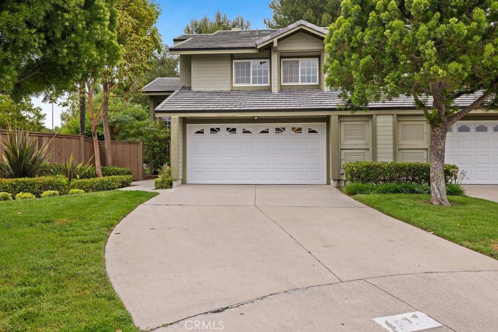 59 Carriage Hill LN, Laguna Hills, CA 92653