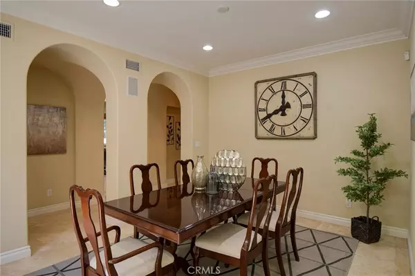 Irvine, CA 92620,62 Gentry