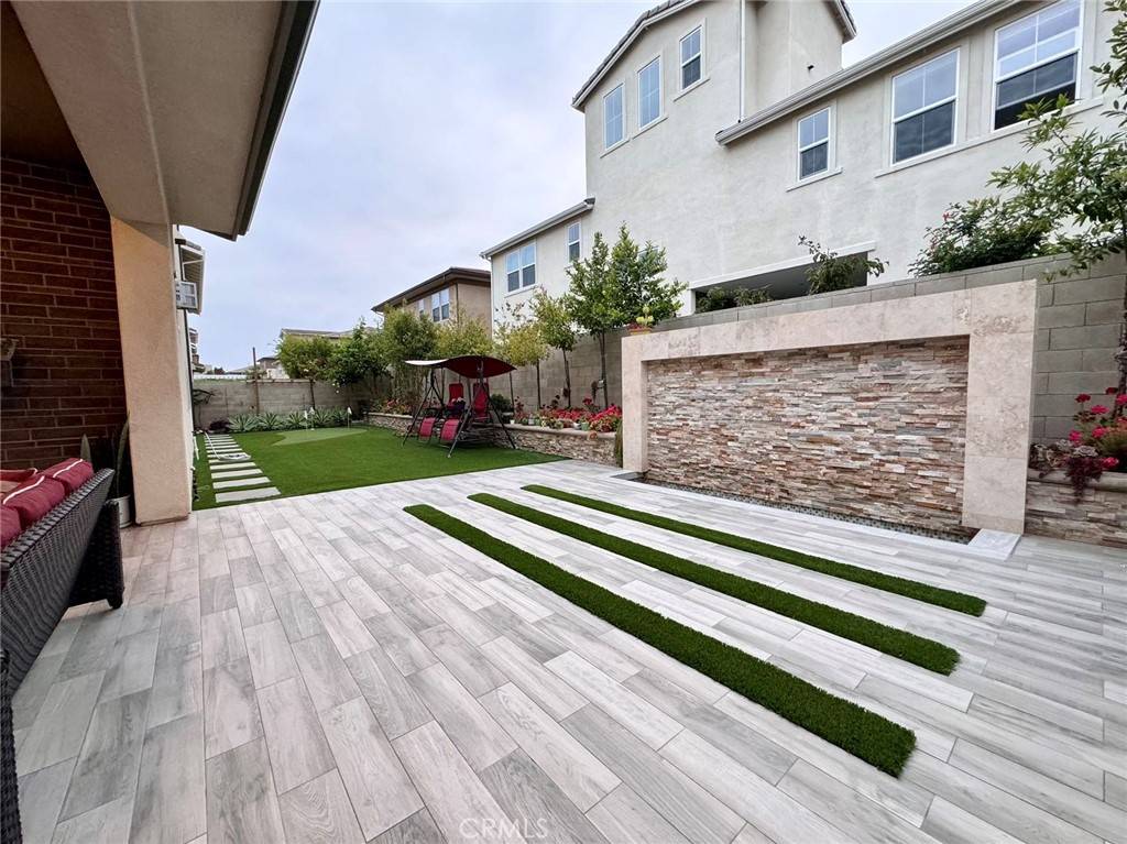 Irvine, CA 92618,71 Cartwheel