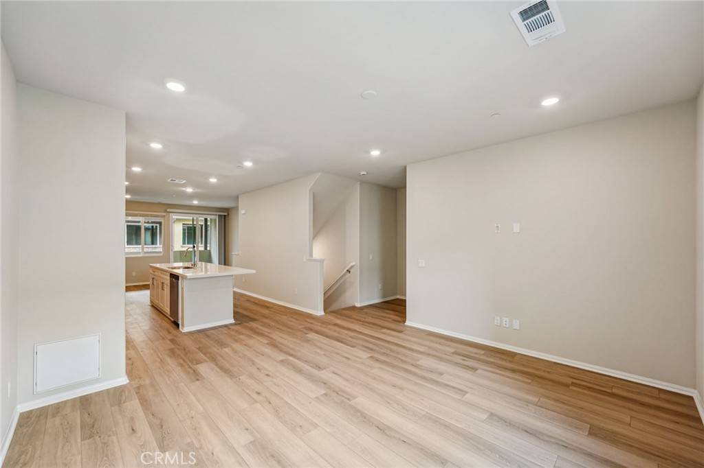 Pomona, CA 91768,1545 Stratus DR