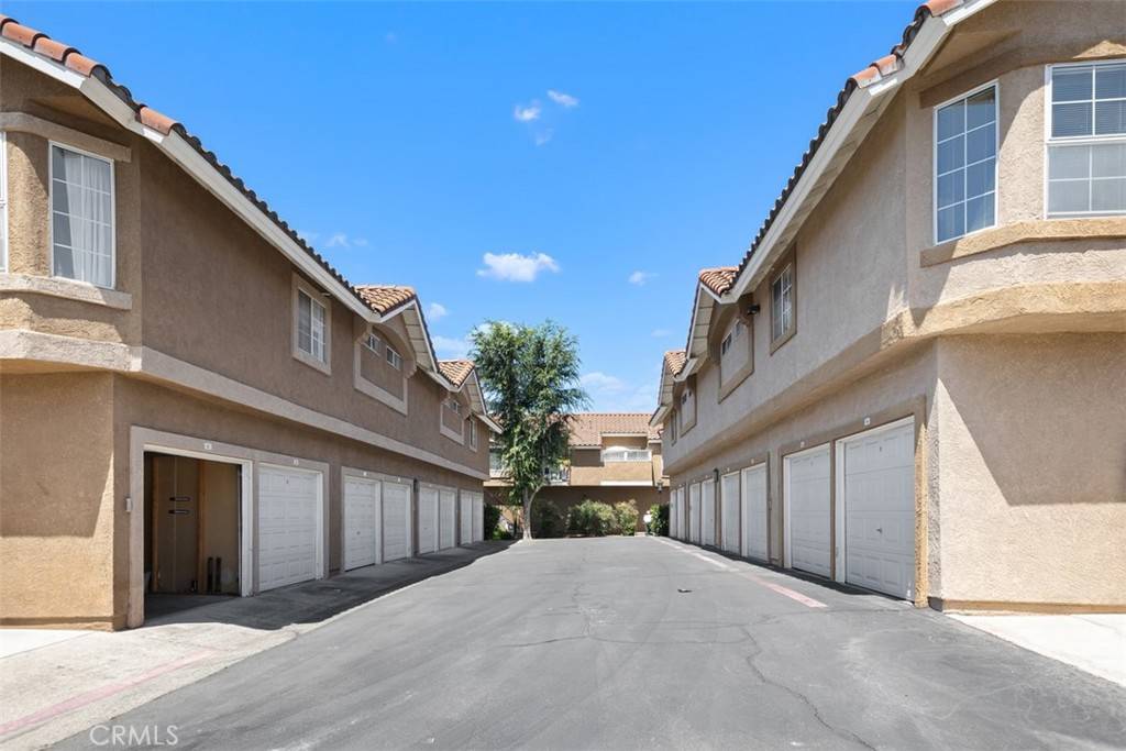 Rancho Santa Margarita, CA 92688,4 Via Pariente