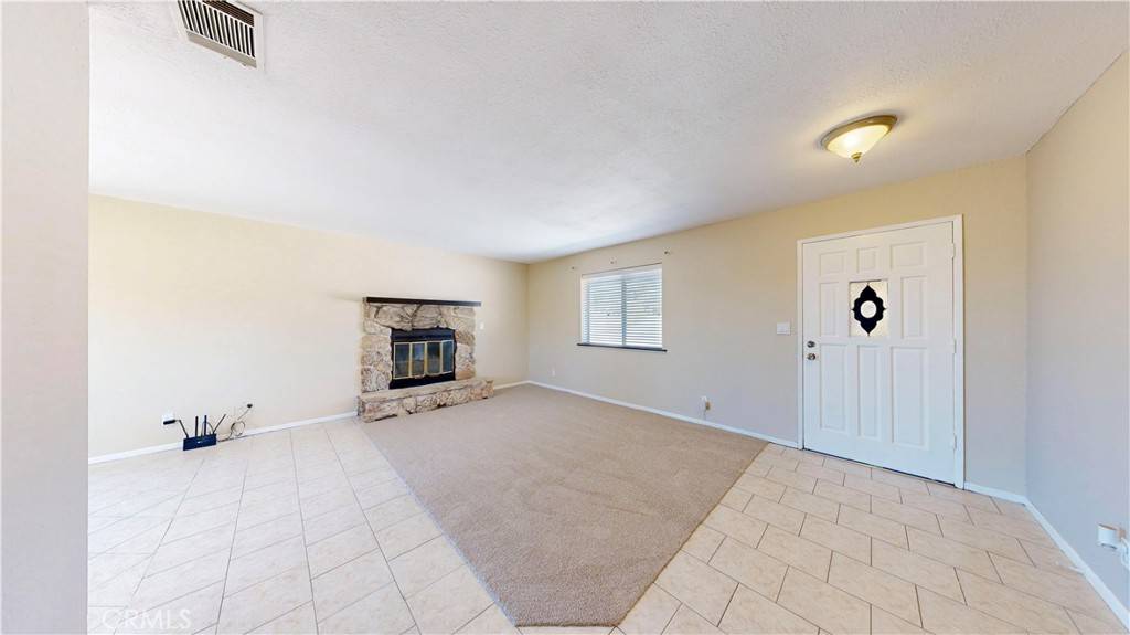 Apple Valley, CA 92307,19171 Carlisle RD
