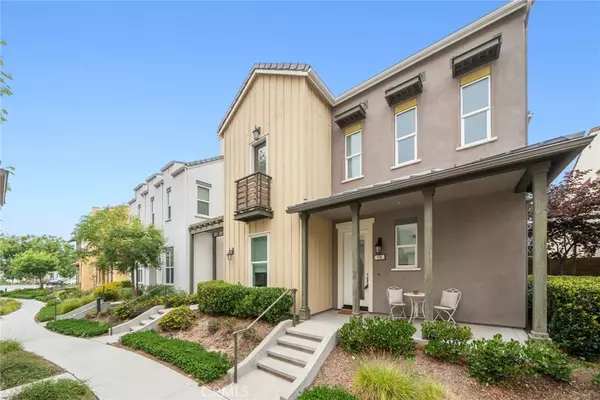 135 Acamar,  Irvine,  CA 92618