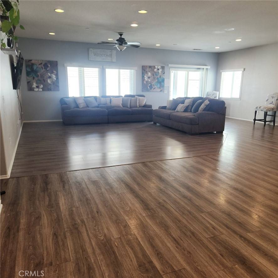 Jurupa Valley, CA 91752,4979 Graphite Creek RD