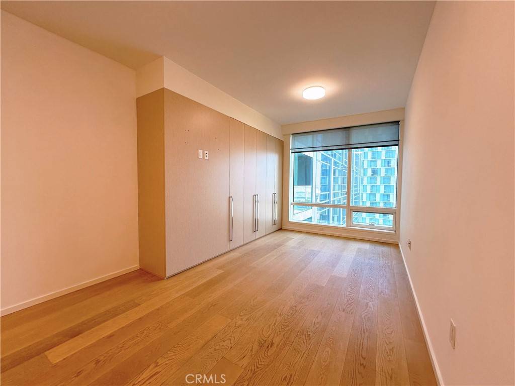 877 Francisco ST #1110, Los Angeles, CA 90017