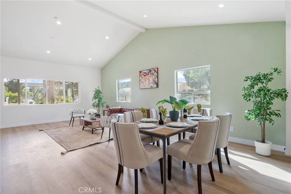 Los Angeles, CA 90064,2536 Cotner Ave