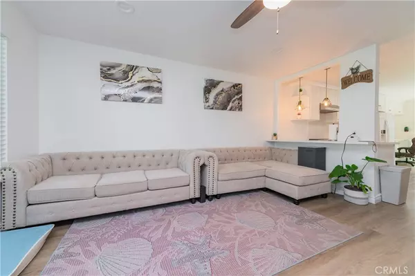 Santa Ana, CA 92701,521 S Lyon ST #11