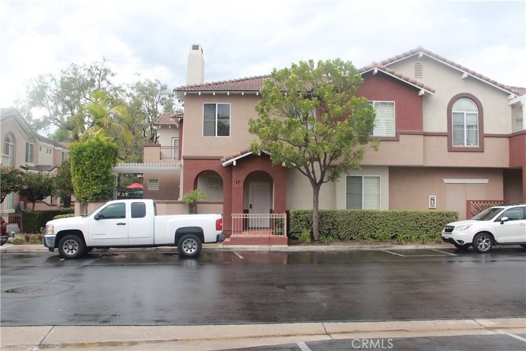 17 Santa Barbara CT, Lake Forest, CA 92610