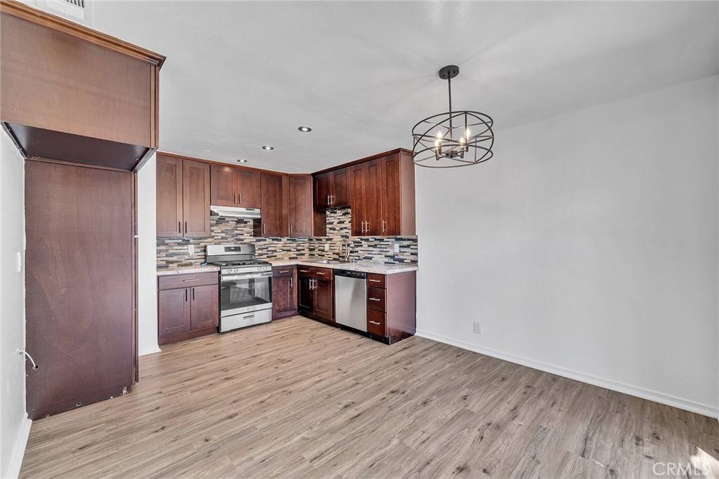 Lake Forest, CA 92630,22708 Madrid DR