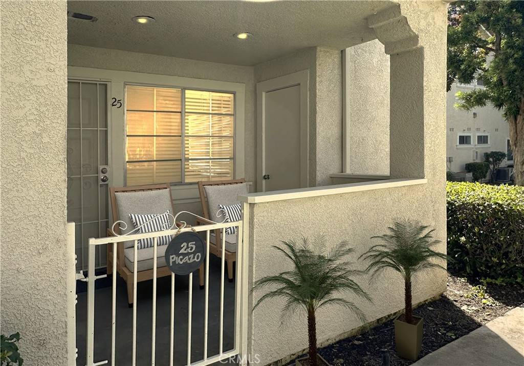 25 Picazo #103, Rancho Santa Margarita, CA 92688