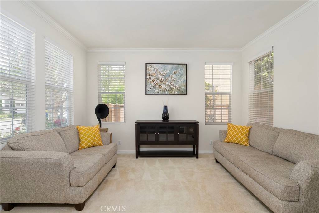 Tustin, CA 92782,1411 Madison ST
