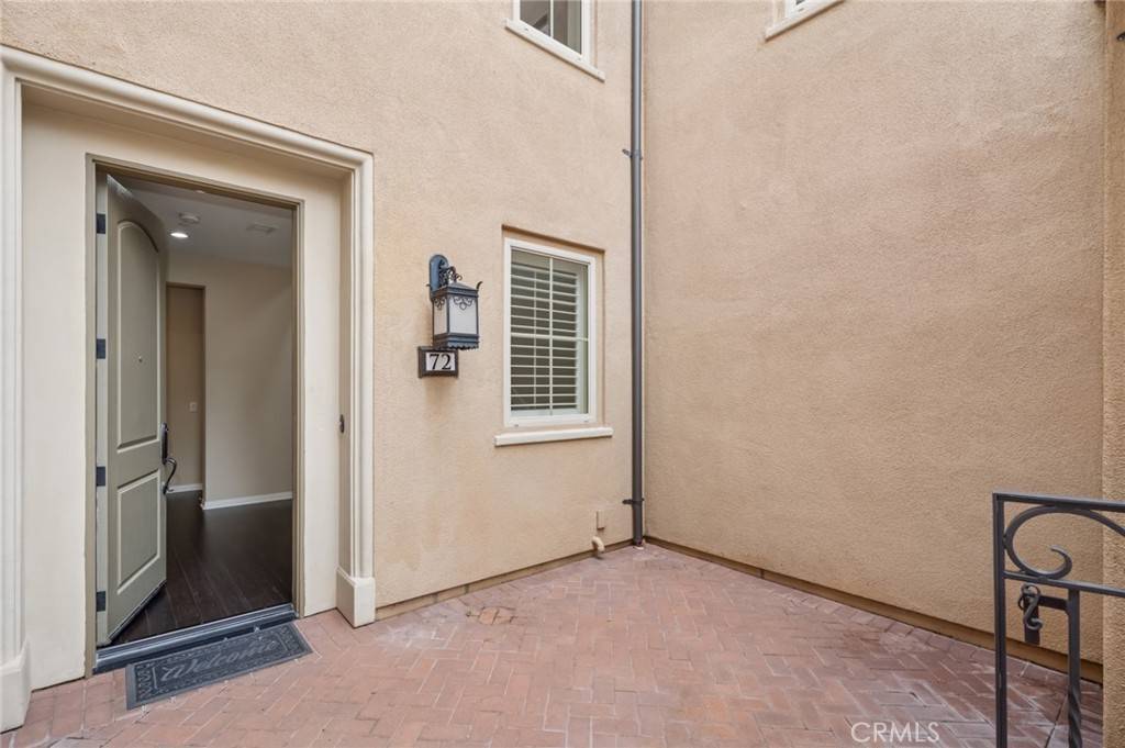 Irvine, CA 92618,72 Peony