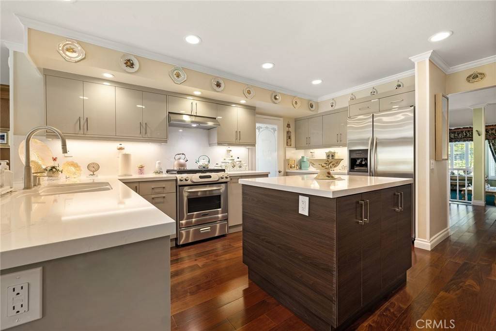 Agoura Hills, CA 91301,29773 Kimberly DR