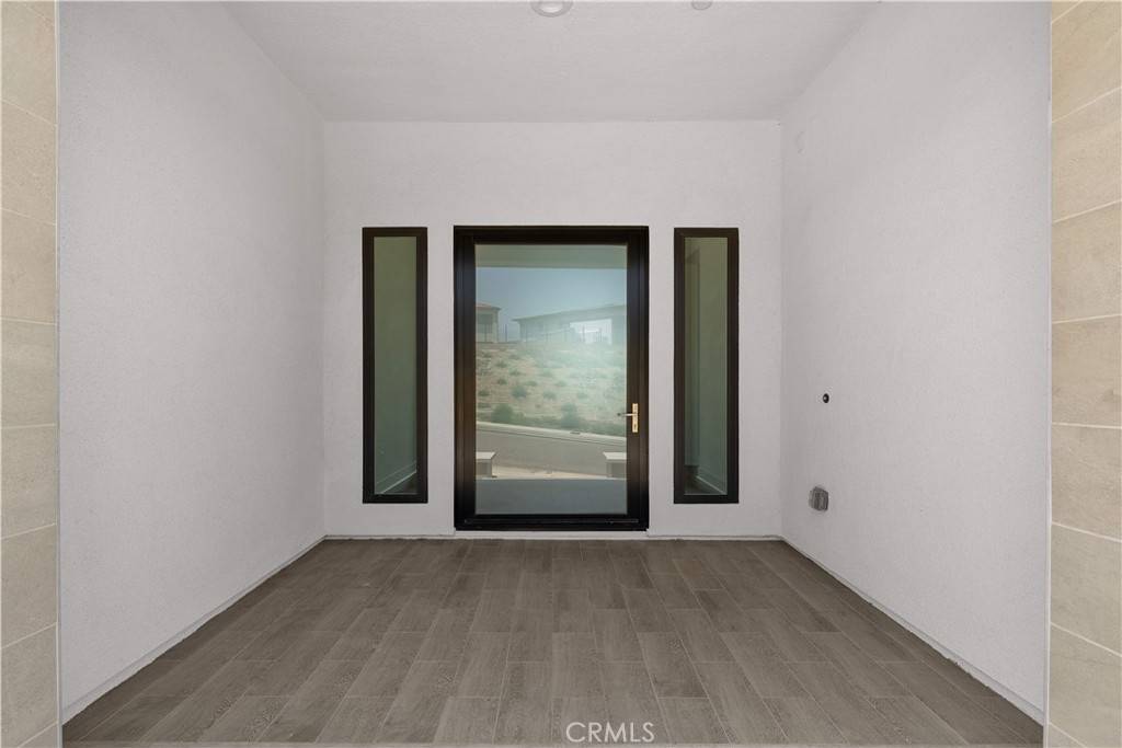 Porter Ranch, CA 91326,20414 Marlow