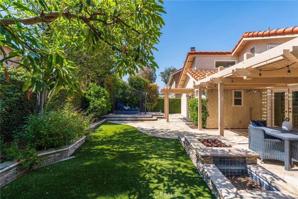 Irvine, CA 92620,17 Kara E